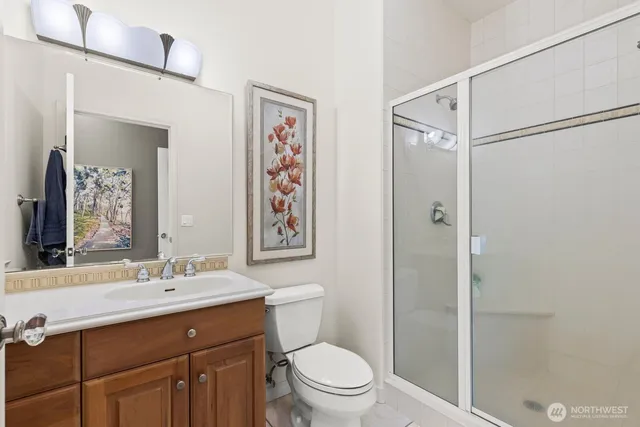 $1,325,000 | 100 Siegmund Place, Yakima, WA 98901