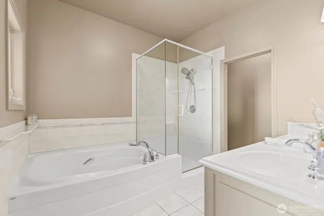 $1,325,000 | 100 Siegmund Place, Yakima, WA 98901