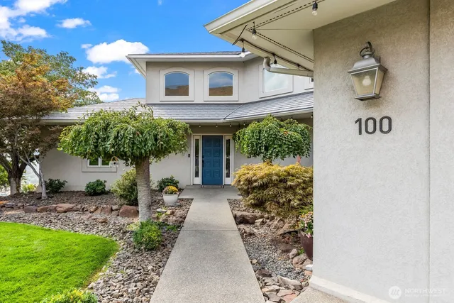 $1,325,000 | 100 Siegmund Place, Yakima, WA 98901