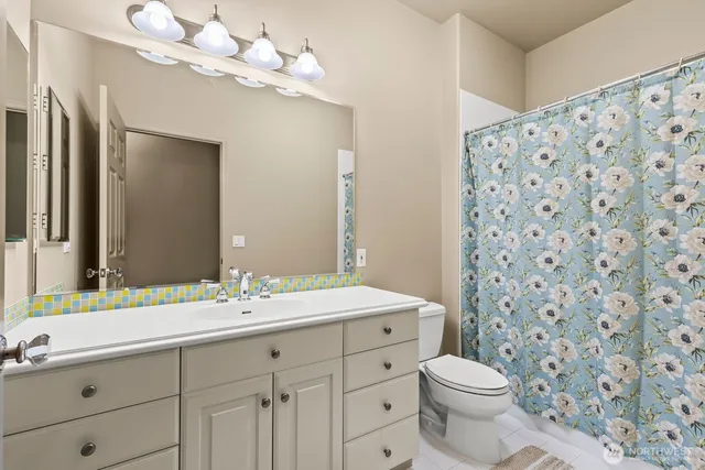 $1,325,000 | 100 Siegmund Place, Yakima, WA 98901