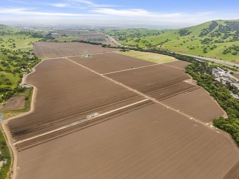0 Dorrance Road Hollister, CA 95023 - Photo 3 of 10 a view of a tennis court