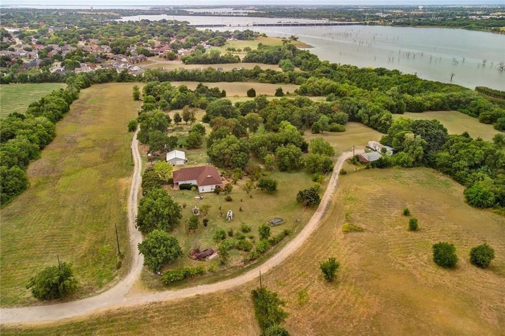 6825 Chiesa Road Rowlett, TX 75089 - Photo 17 of 23