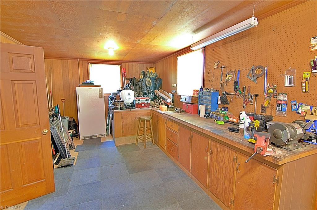 3003 Enterprise Road Lexington, NC 27295 - Photo 31 of 34 Gallery Image 31