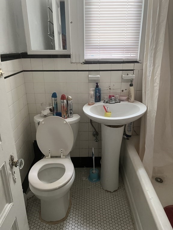 298 Maverick Street Boston, MA 02128 - Photo 5 of 10