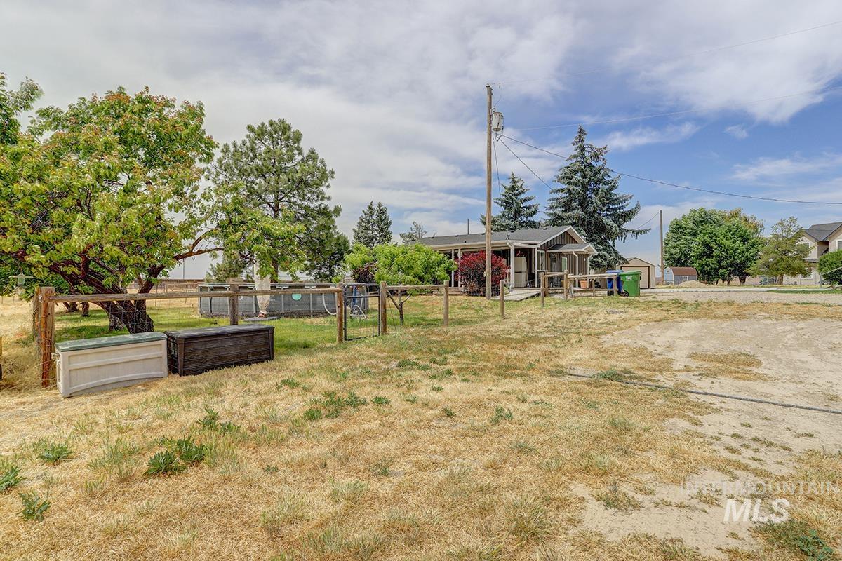 9751 Gloria Road Middleton, ID 83644 - Photo 23 of 42