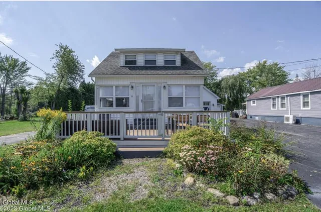 $2,800 | 15 Kozy Lane, Malta, NY 12020