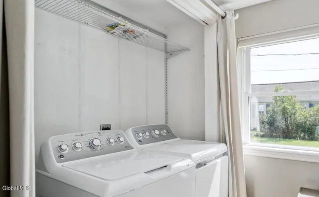 $2,800 | 15 Kozy Lane, Malta, NY 12020