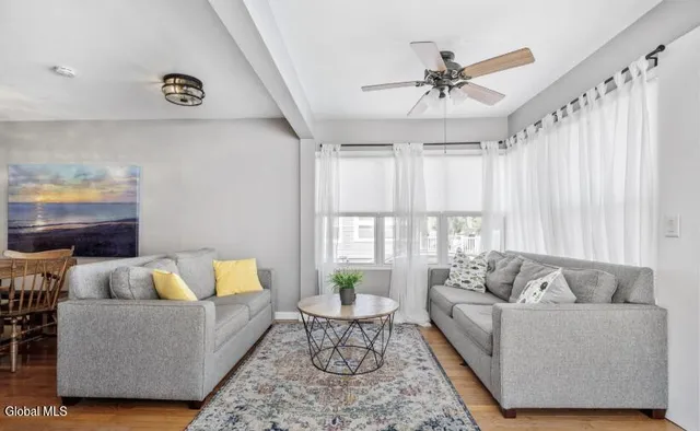 $2,800 | 15 Kozy Lane, Malta, NY 12020