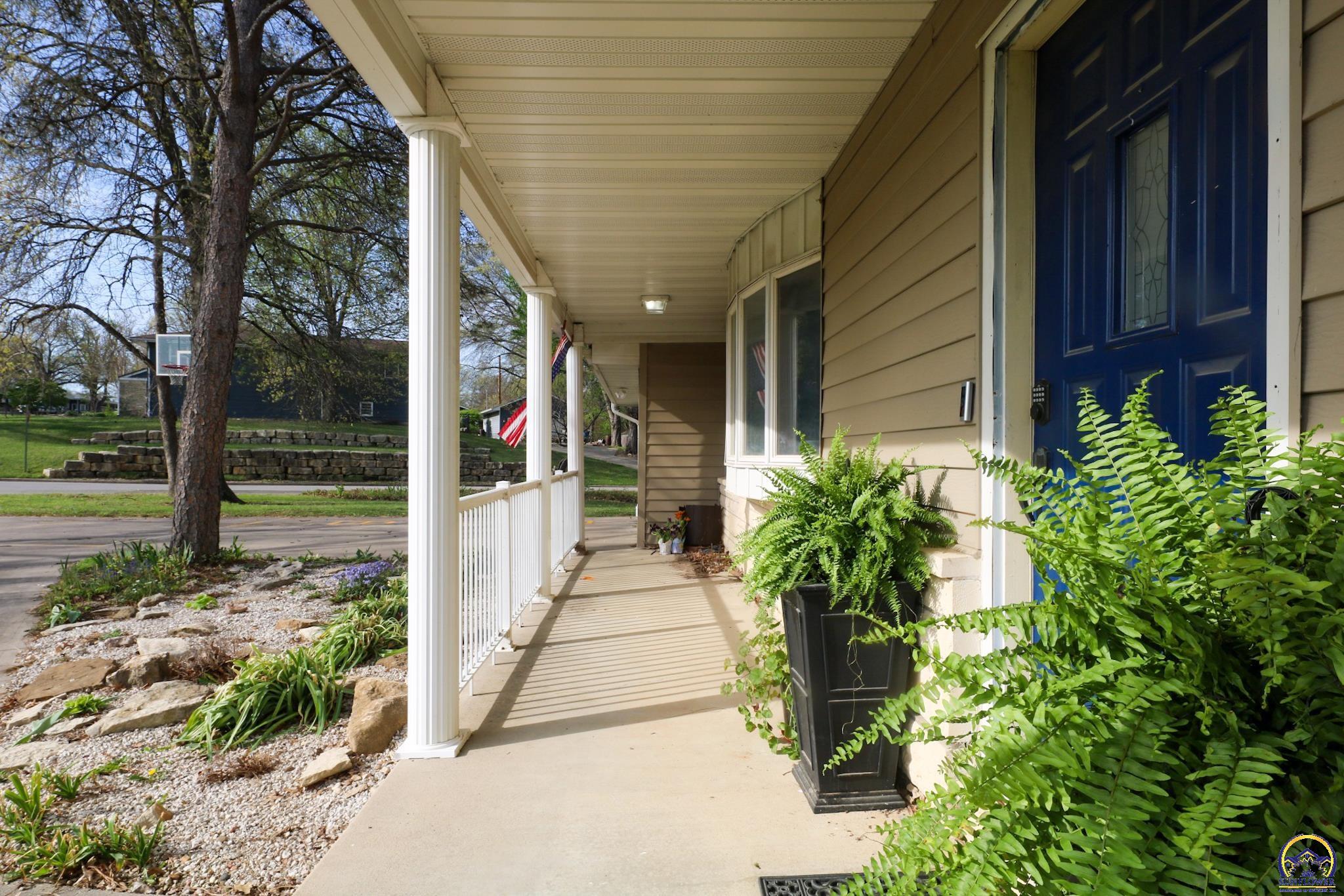 2101 Canterbury Road Emporia, KS 66801 - Photo 40 of 81