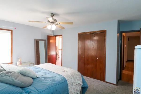 $397,000 | 2101 Canterbury Road, Emporia, KS 66801