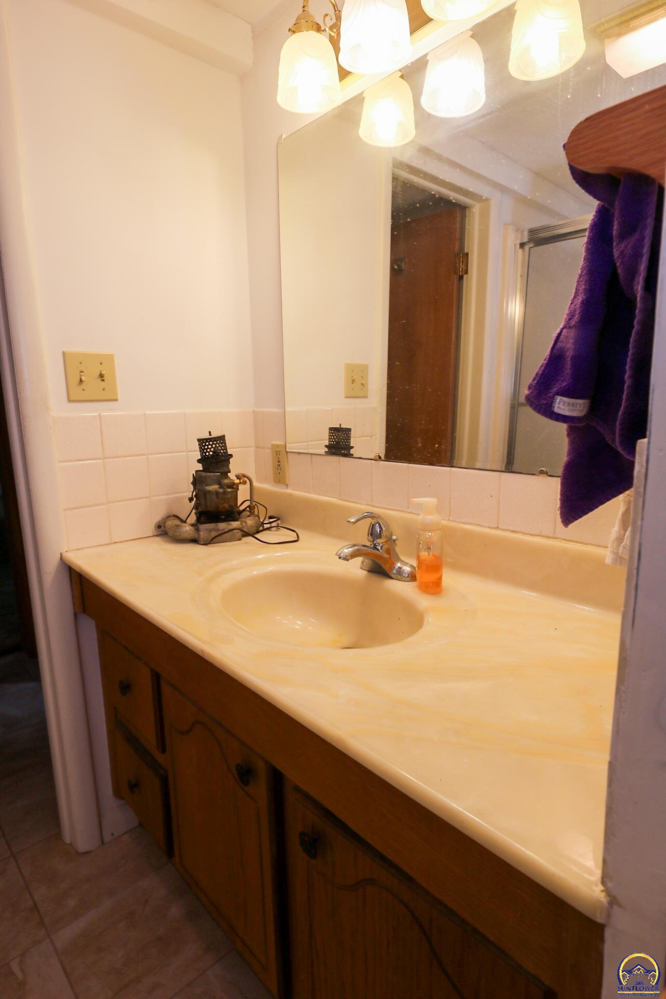 2101 Canterbury Road Emporia, KS 66801 - Photo 52 of 81