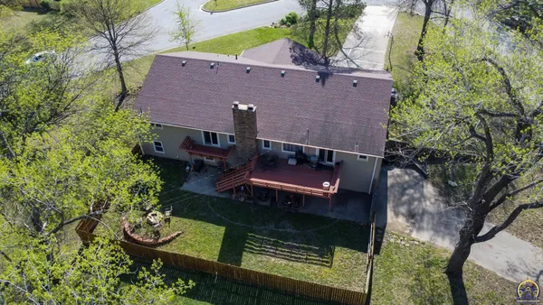 $397,000 | 2101 Canterbury Road, Emporia, KS 66801