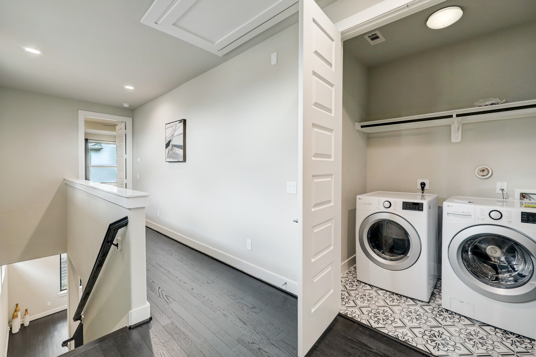 4203 Allen Street Houston, TX 77007 - Photo 20 of 35 a utility room with dryer and washer