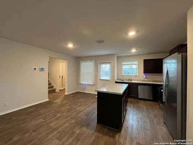 $1,850 | 13759 Red Rock Run, San Antonio, TX 78254