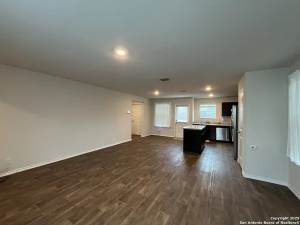 $1,795 | 13759 Red Rock Run, San Antonio, TX 78254