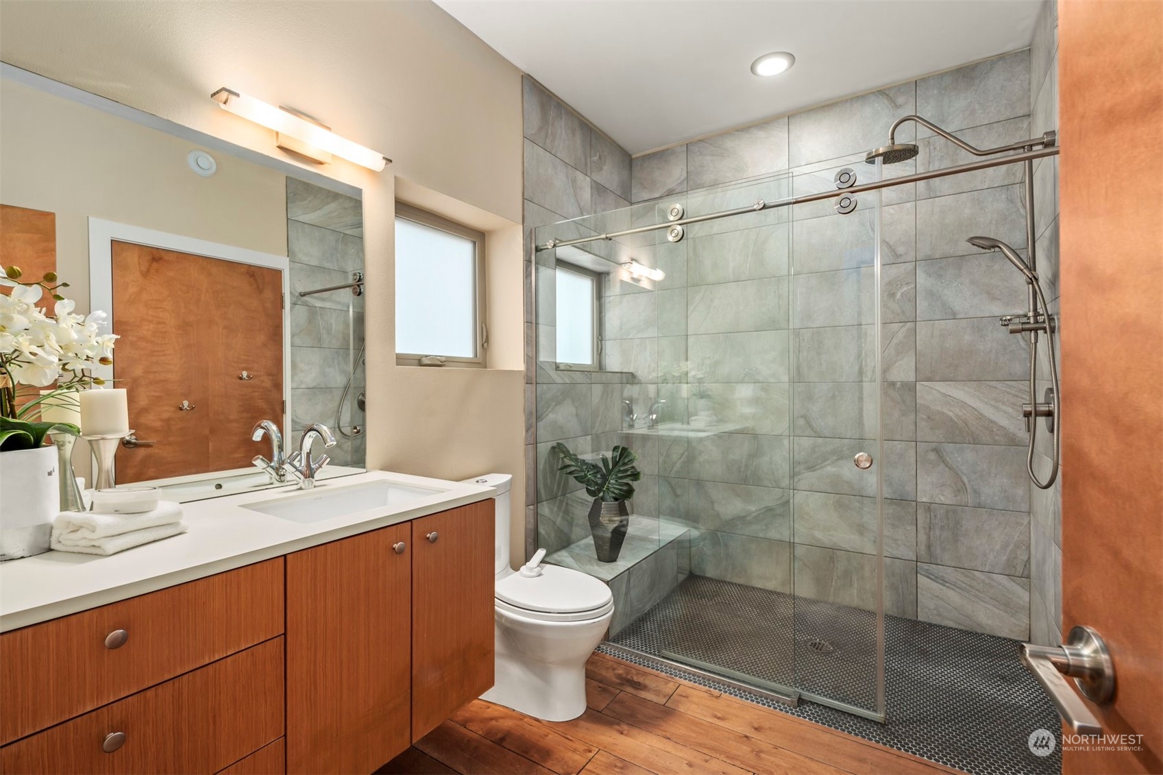 4513 Renton Avenue South Seattle, WA 98108 - Photo 17 of 40