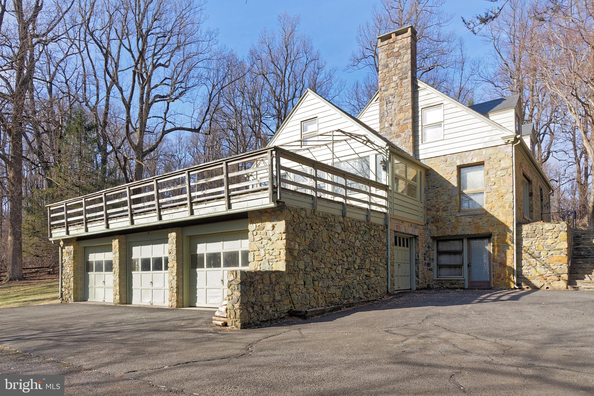 32843 Mt Weather Road Bluemont, VA 20135 - Photo 29 of 42 LL walkout Family Room w/wood stove & 1-car garage