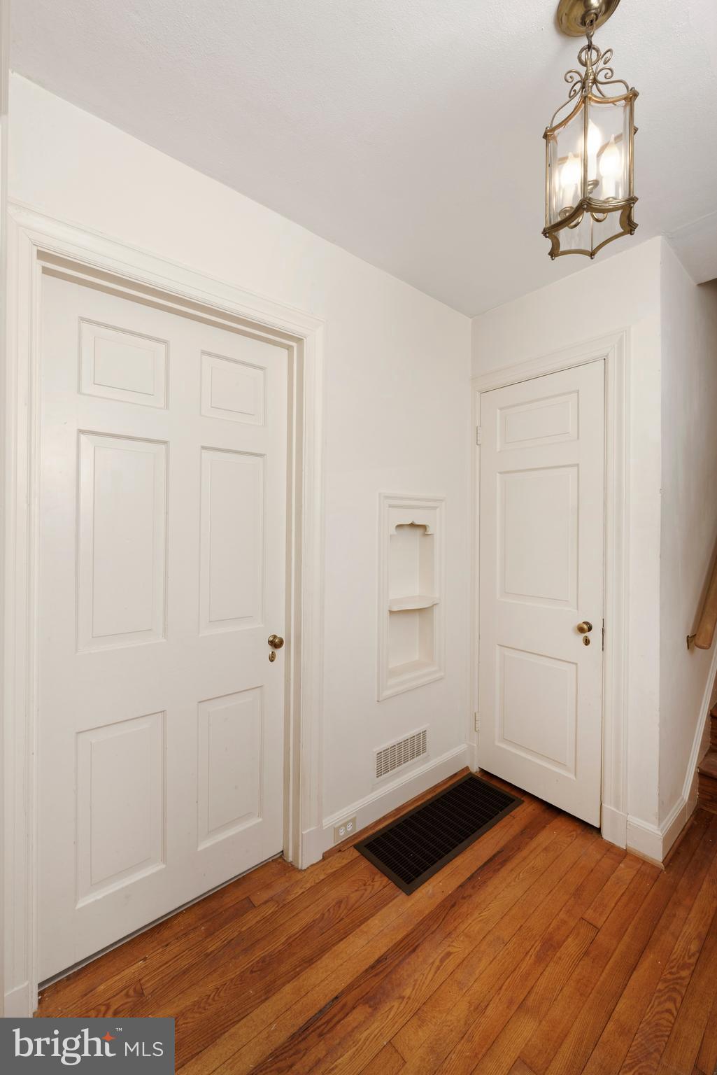 32843 Mt Weather Road Bluemont, VA 20135 - Photo 6 of 42 Front foyer opens to living room and back hallway