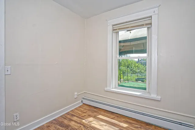 $300,000 | 7 Wilbur Street, Albany, NY 12202