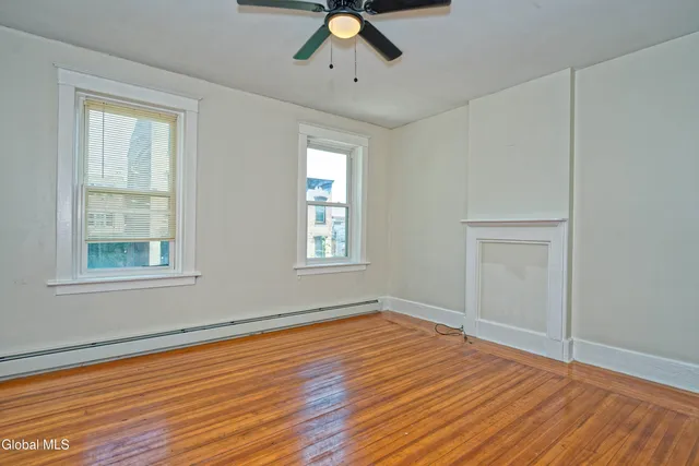 $300,000 | 7 Wilbur Street, Albany, NY 12202