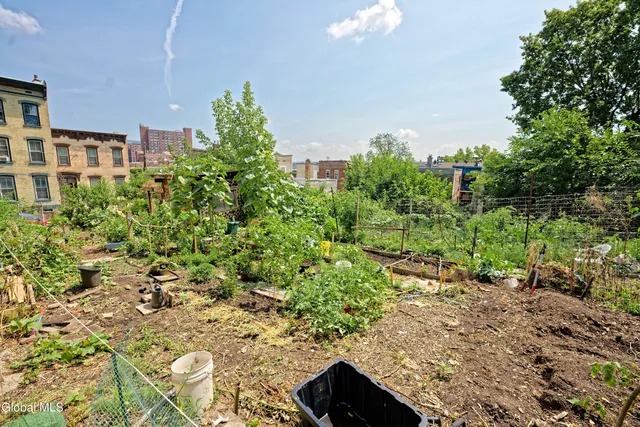 $300,000 | 7 Wilbur Street, Albany, NY 12202