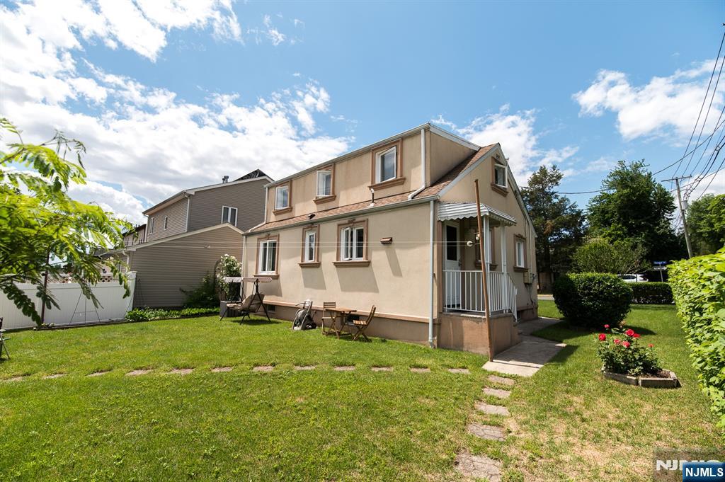 64 Howard Street Lodi, NJ 07644 - Photo 18 of 19