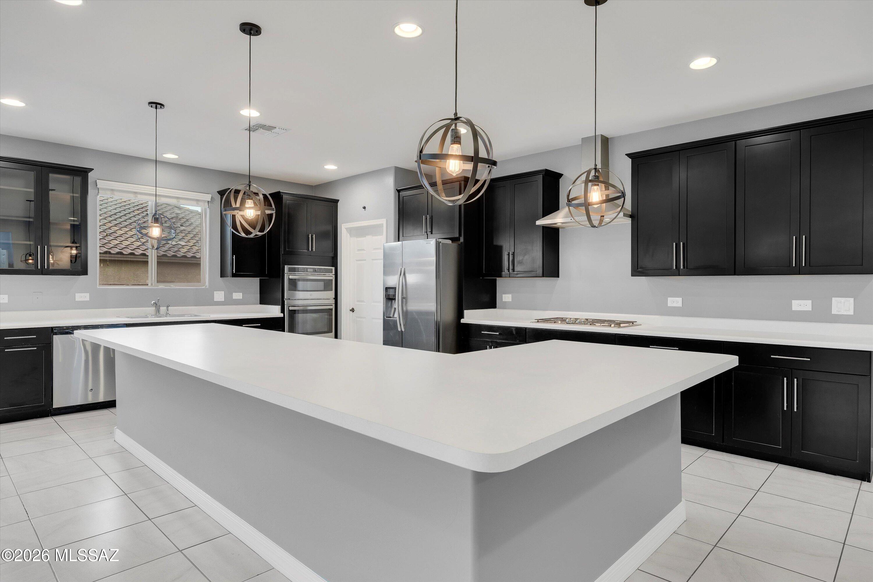 38655 South Running Roses Lane Saddlebrooke, AZ 85739 - Photo 7 of 49