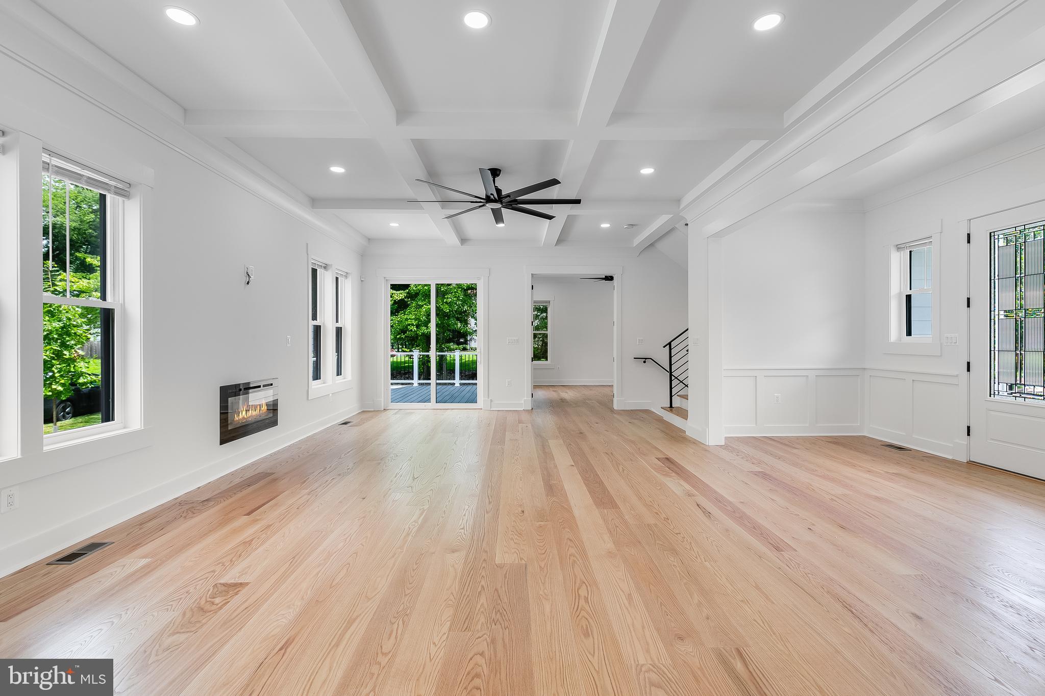 2817 Derek Road Alexandria, VA 22306 - Photo 22 of 62