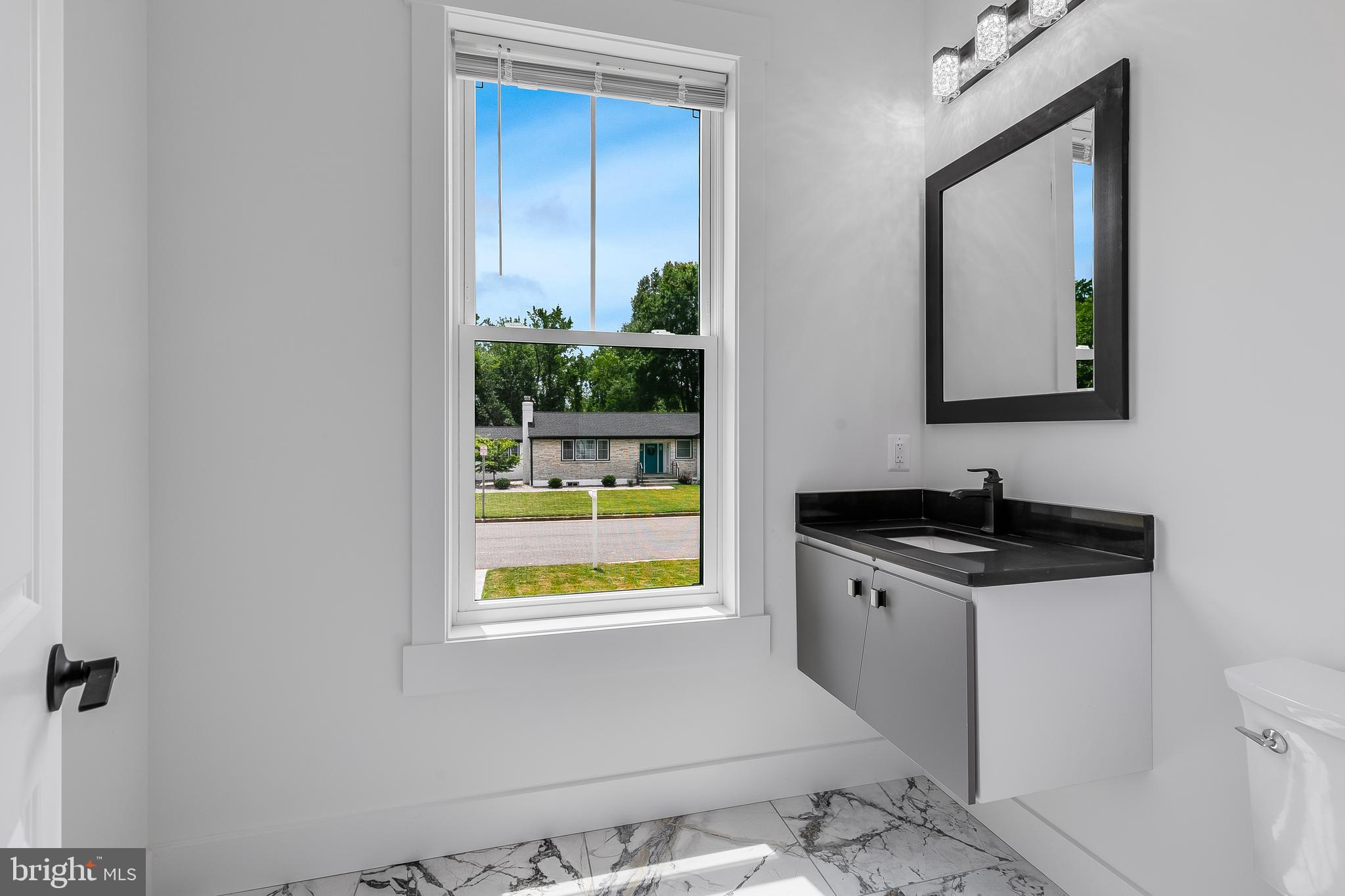 2817 Derek Road Alexandria, VA 22306 - Photo 23 of 62 Main Level Half Bath