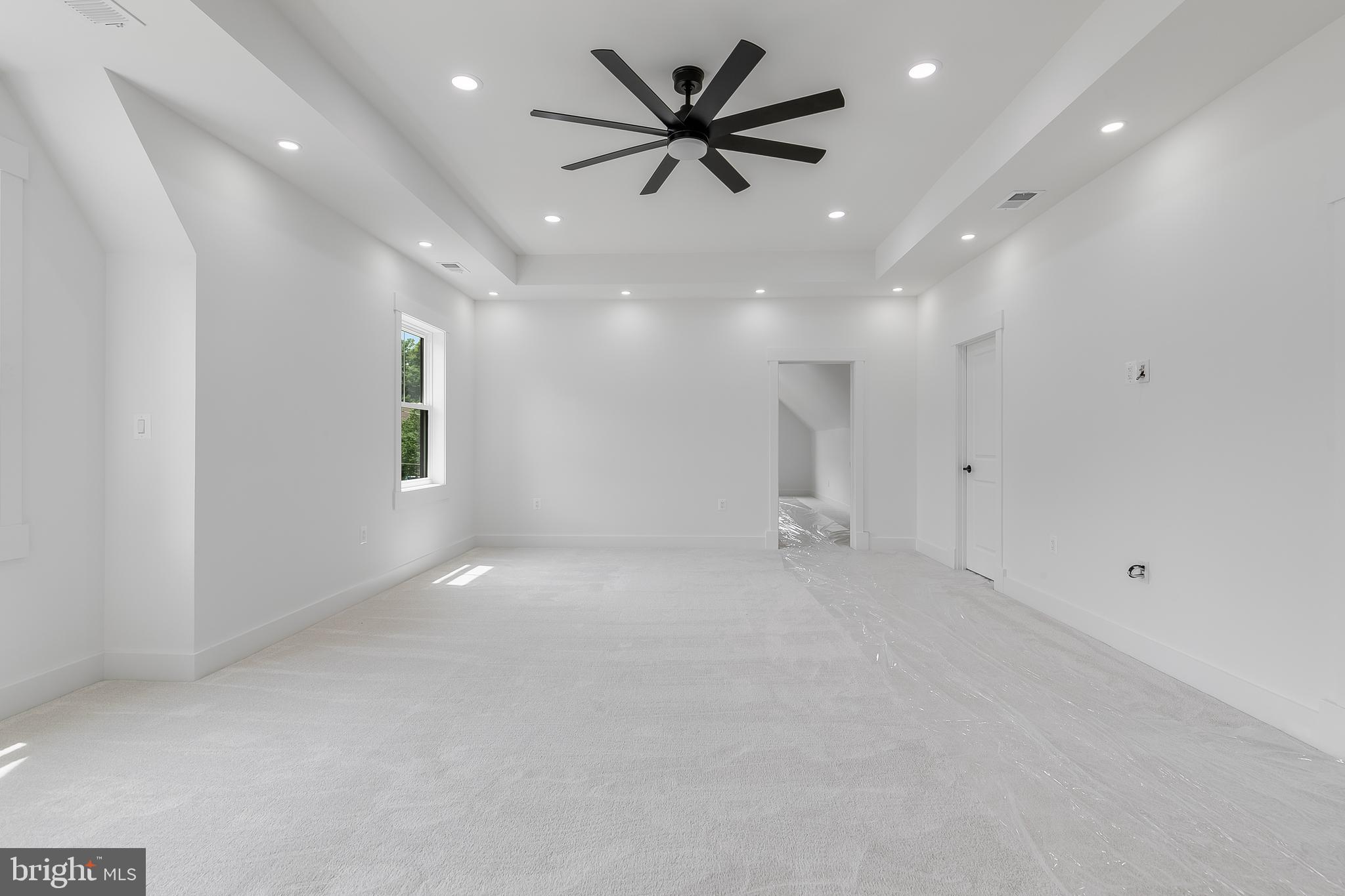 2817 Derek Road Alexandria, VA 22306 - Photo 26 of 62