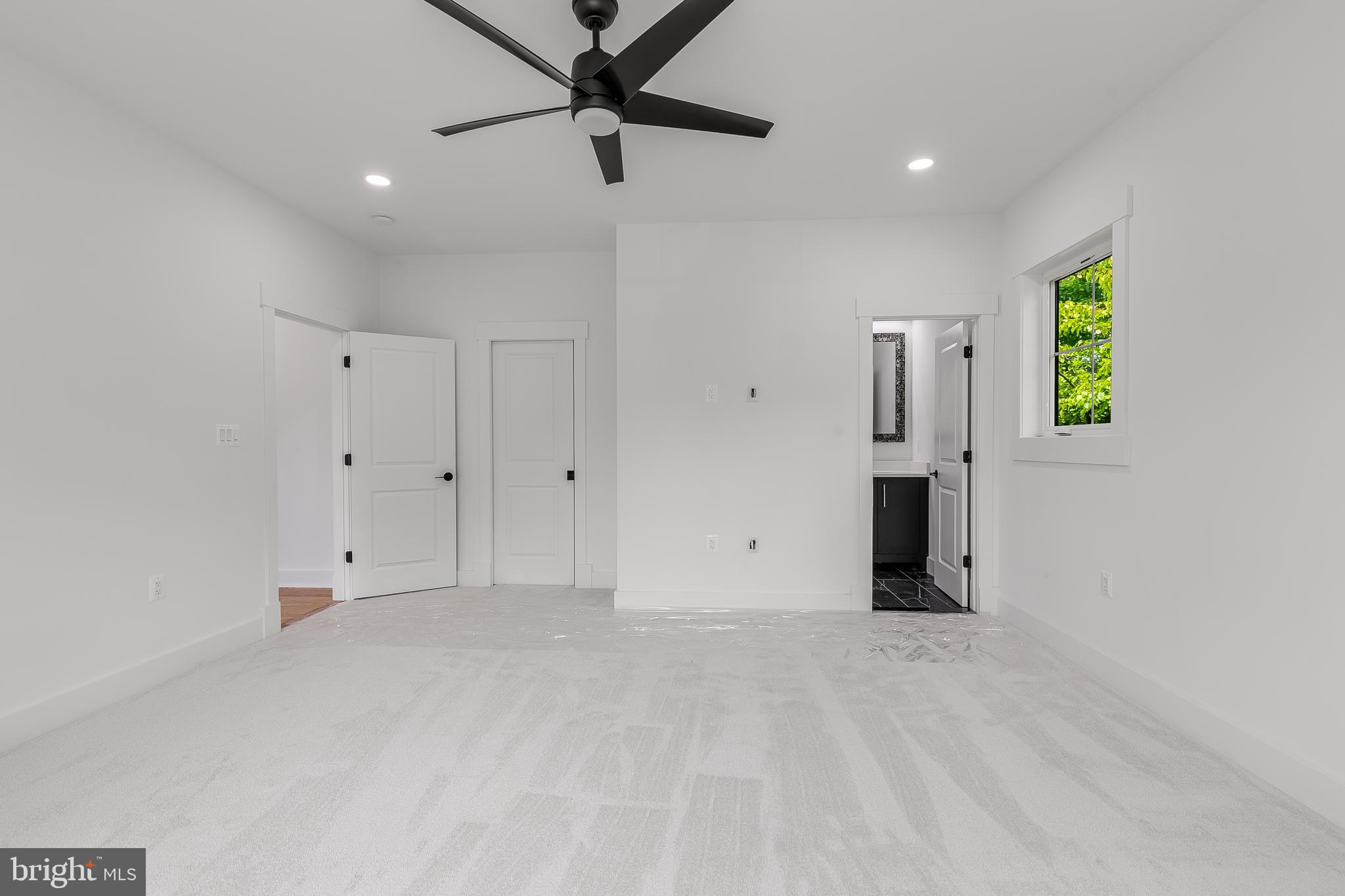 2817 Derek Road Alexandria, VA 22306 - Photo 36 of 62