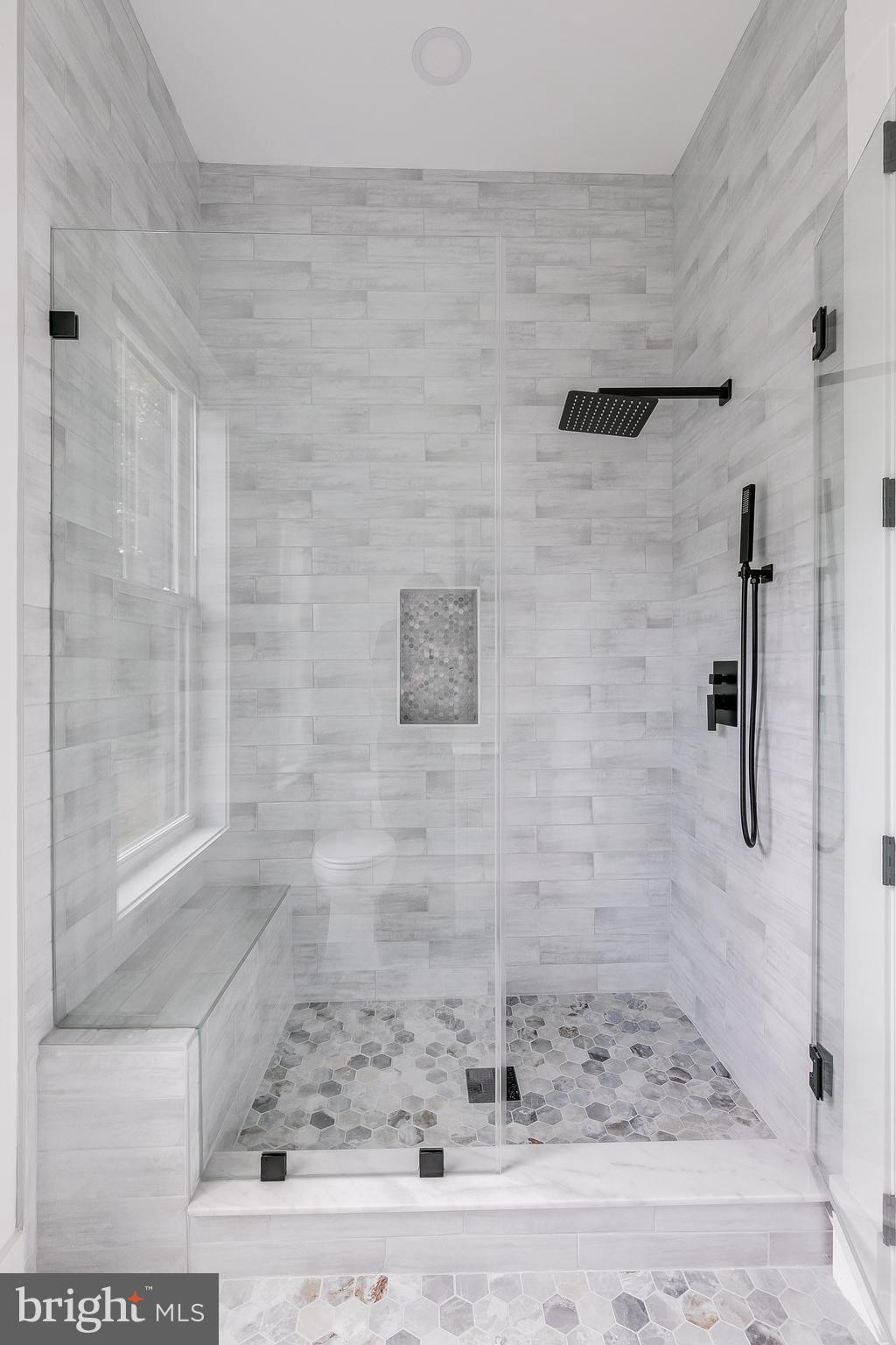 2817 Derek Road Alexandria, VA 22306 - Photo 42 of 62