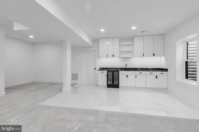 $1,499,999 | 2817 Derek Road, Alexandria, VA 22306