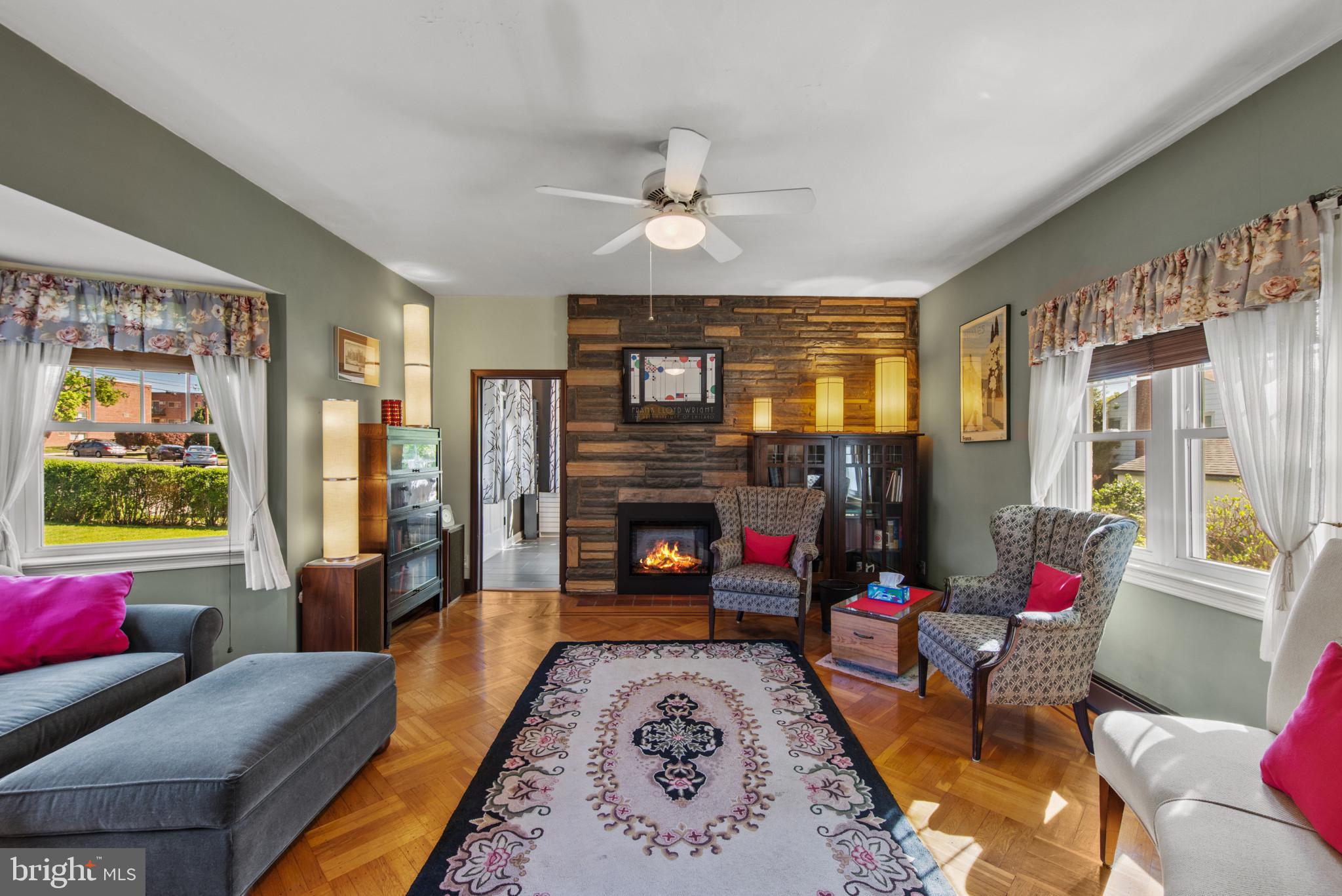 16 Delaware Avenue Ridley Park, PA 19078 - Photo 6 of 54 Living Room