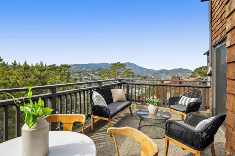 $949,000 | 167 Headlands Court, Sausalito, CA 94965