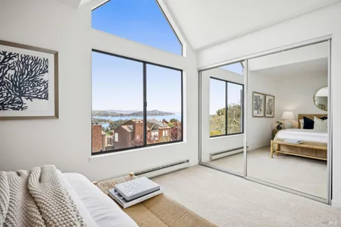 $949,000 | 167 Headlands Court, Sausalito, CA 94965