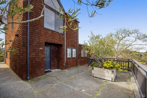 $949,000 | 167 Headlands Court, Sausalito, CA 94965