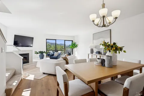 $949,000 | 167 Headlands Court, Sausalito, CA 94965