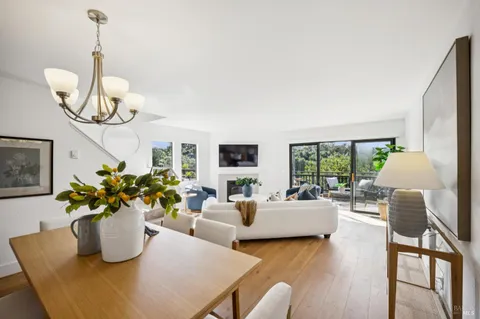 $949,000 | 167 Headlands Court, Sausalito, CA 94965