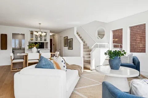 $949,000 | 167 Headlands Court, Sausalito, CA 94965