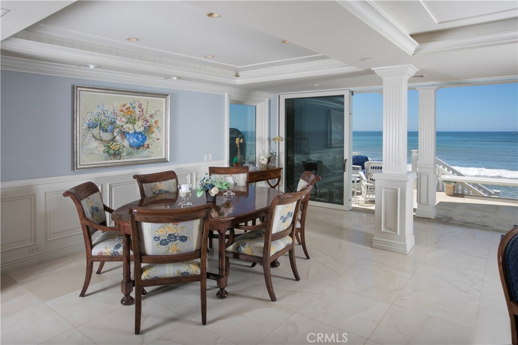 35841 Beach Road Dana Point, CA 92624 - Photo 21 of 33 FORMAL DINING AREA