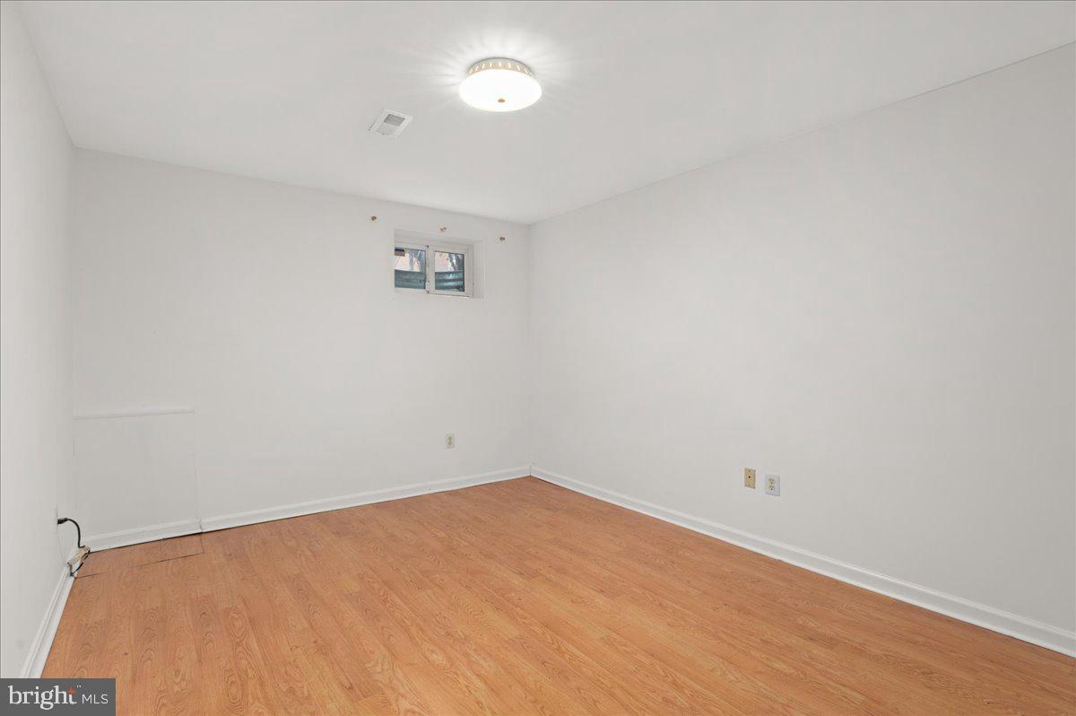 8606 Grubb Road Chevy Chase, MD 20815 - Photo 25 of 31 Bedroom #4