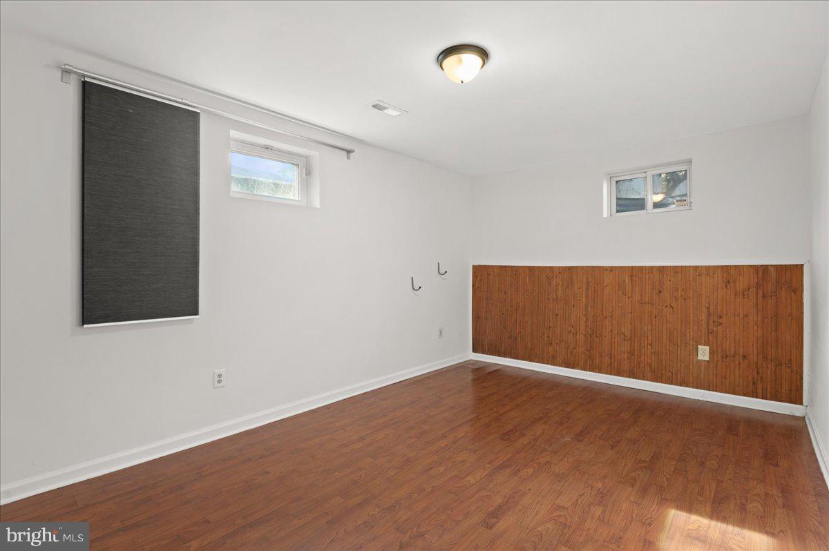 8606 Grubb Road Chevy Chase, MD 20815 - Photo 26 of 31 Bedroom #5