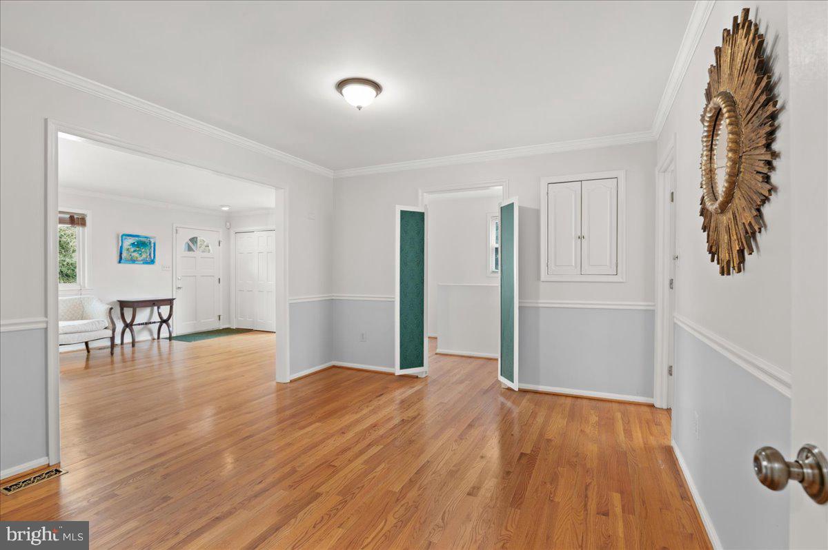 8606 Grubb Road Chevy Chase, MD 20815 - Photo 8 of 31 Bright dining room
