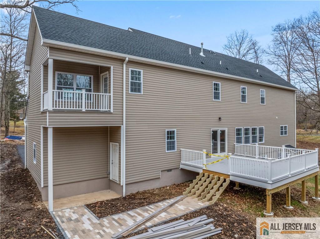 28 King George Road Warren, NJ 07059 - Photo 54 of 63 a house view with a outdoor space