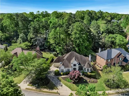 $1,150,000 | 9170 Nesbit Lakes Drive, Alpharetta, GA 30022
