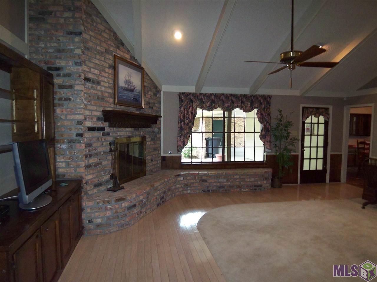 11942 Lake Lery Avenue Baton Rouge, LA 70816 - Photo 15 of 30