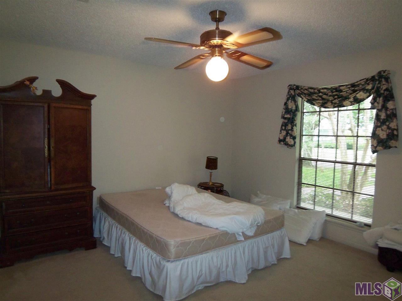 11942 Lake Lery Avenue Baton Rouge, LA 70816 - Photo 28 of 30