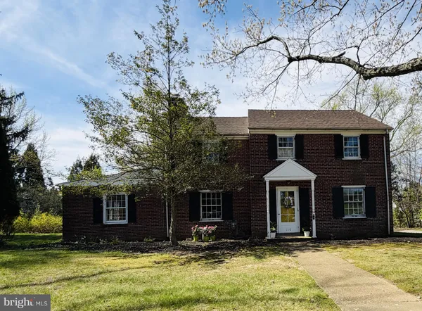 $700,000 | 110 Alapocas Drive, Wilmington, DE 19803