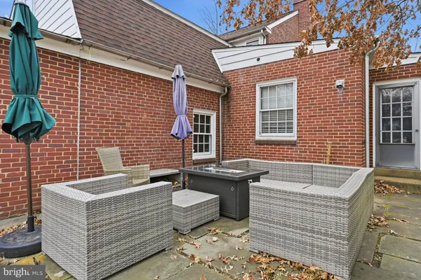 $700,000 | 110 Alapocas Drive, Wilmington, DE 19803